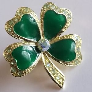Vintage St Patrick's Day 4 leaf clover pin by Avon shamrock green gold tone
